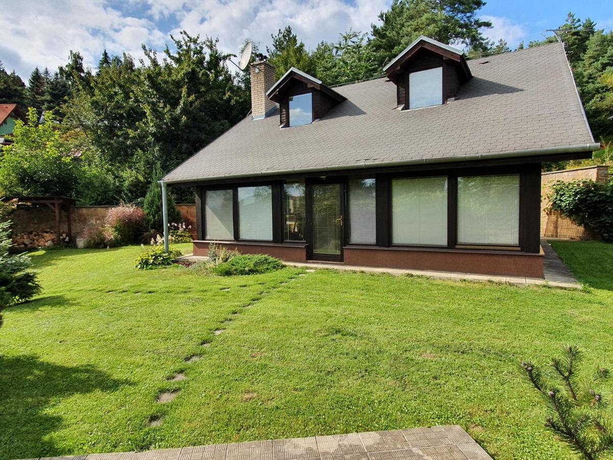 Garden View Villa Drienica Exterior photo