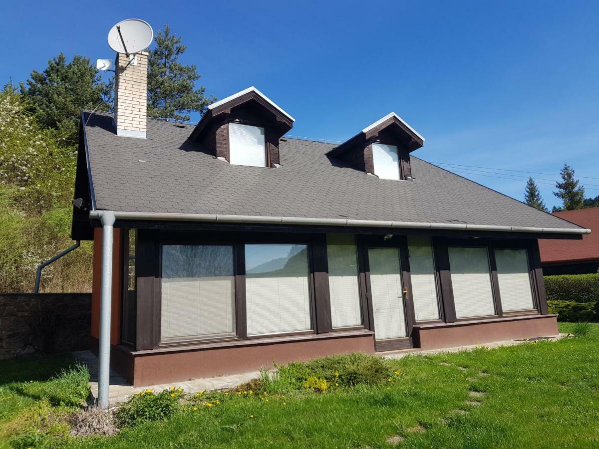 Garden View Villa Drienica Exterior photo