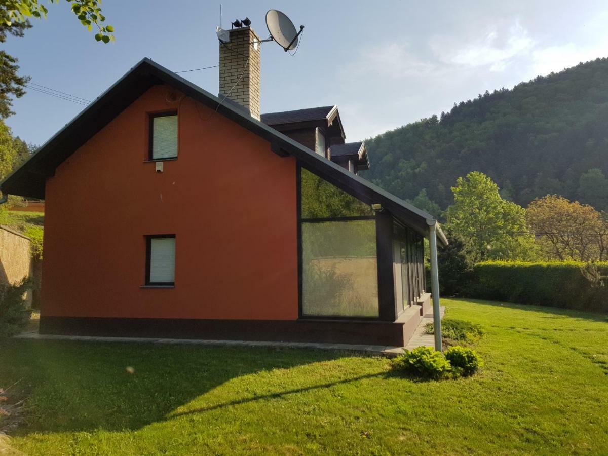 Garden View Villa Drienica Exterior photo